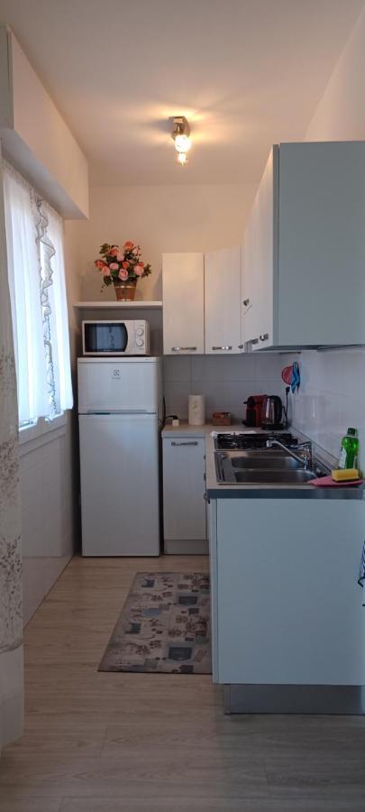 Casa Bivi - Apartments With 1 And 2 Bedrooms - Click Here For More Availabilities Lignano Sabbiadoro Eksteriør billede