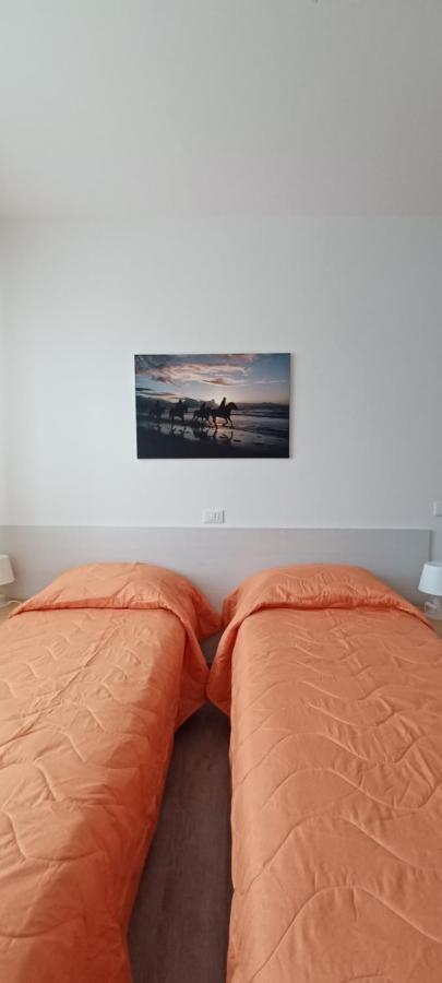 Casa Bivi - Apartments With 1 And 2 Bedrooms - Click Here For More Availabilities Lignano Sabbiadoro Eksteriør billede