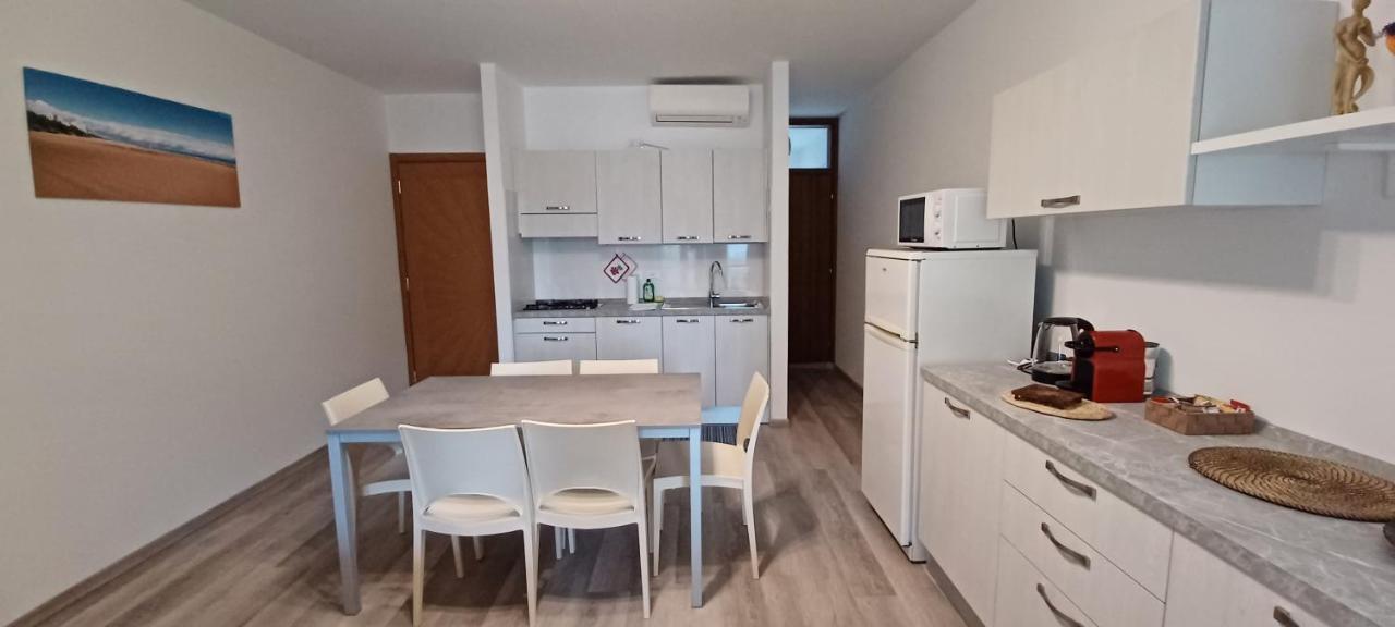 Casa Bivi - Apartments With 1 And 2 Bedrooms - Click Here For More Availabilities Lignano Sabbiadoro Eksteriør billede