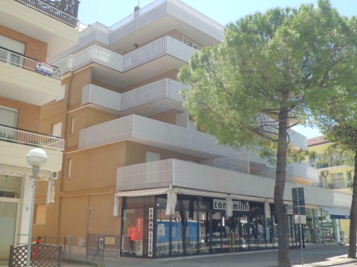 Casa Bivi - Apartments With 1 And 2 Bedrooms - Click Here For More Availabilities Lignano Sabbiadoro Eksteriør billede